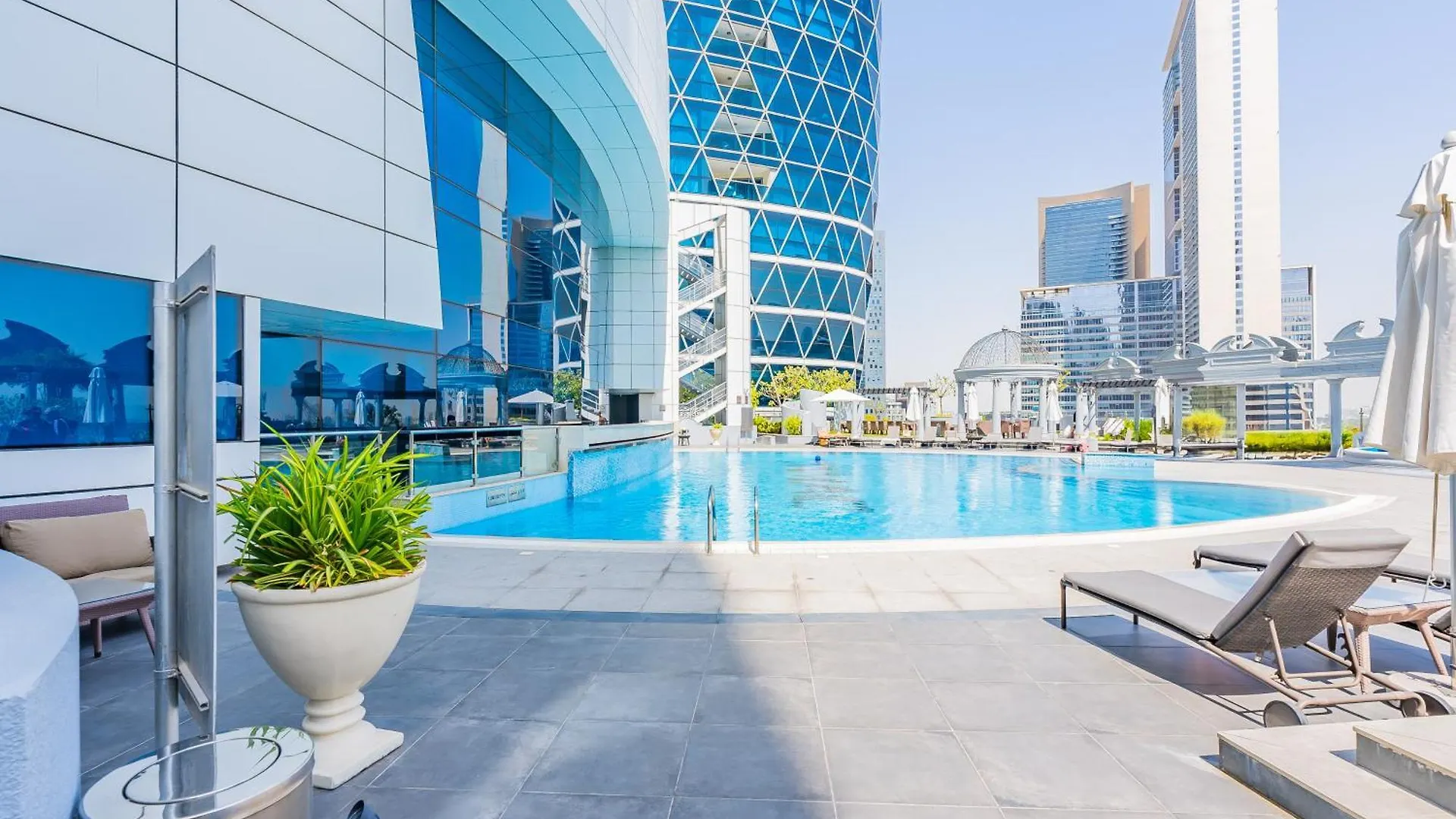 Luxury Spacious Condo In The Iconic Park Towers Dubai Apartment