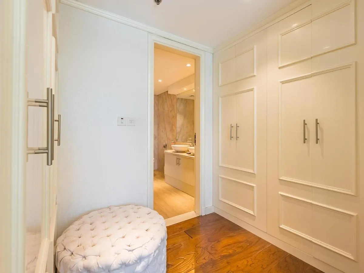 Luxury Spacious Condo In The Iconic Park Towers Dubai