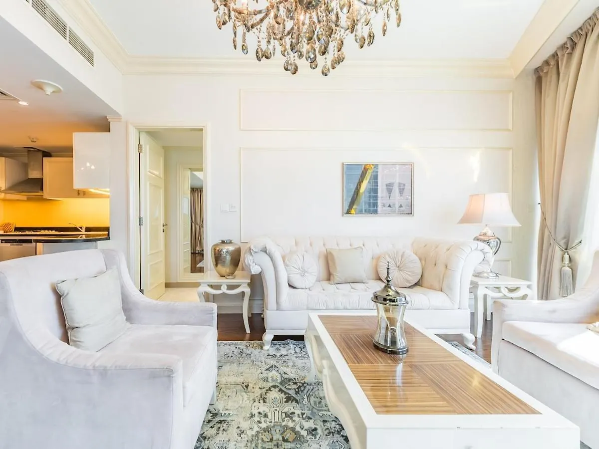 Apartment Luxury Spacious Condo In The Iconic Park Towers Dubai
